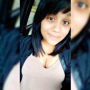 Meet your Posher, Adelena